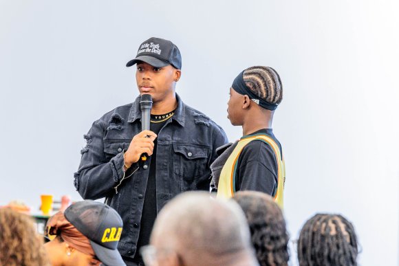 Â© Candid Memories By Ken Frazier