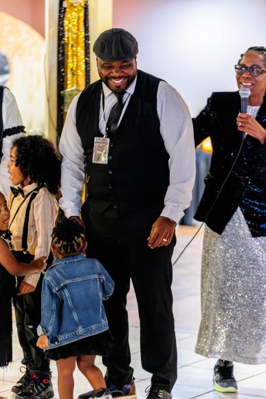 Â© Candid Memories By Ken Frazier