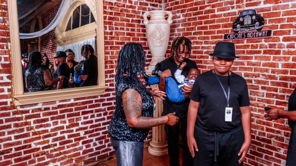 Â© Candid Memories By Ken Frazier