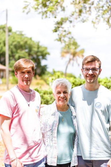 Â© Candid Memories By Ken Frazier