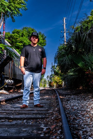 Â© Candid Memories By Ken Frazier