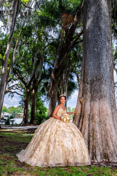 Â© Candid Memories By Ken Frazier