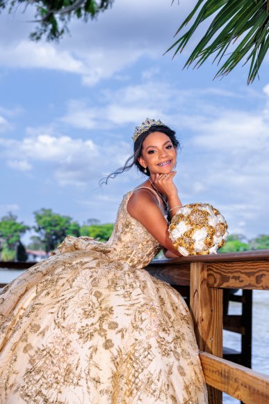 Â© Candid Memories By Ken Frazier