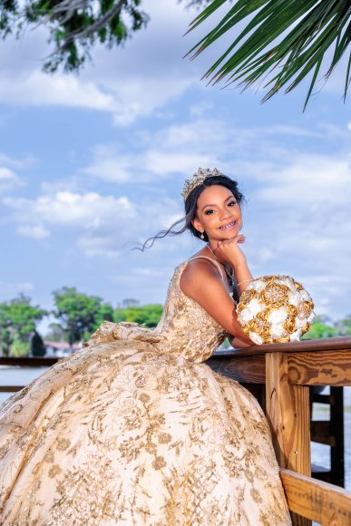 Â© Candid Memories By Ken Frazier