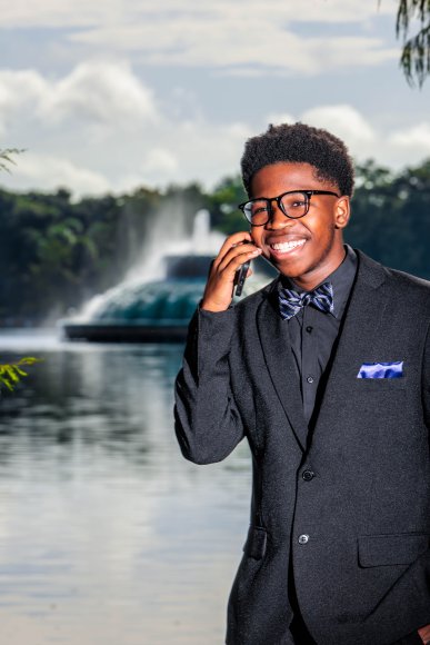 Â© Candid Memories By Ken Frazier