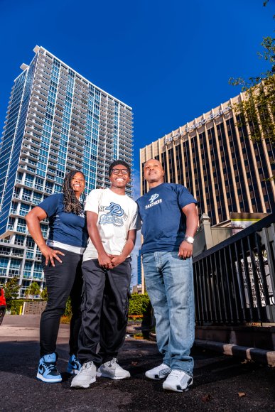 Â© Candid Memories By Ken Frazier