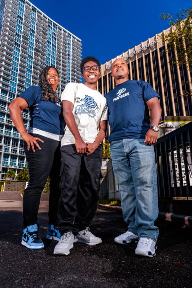 Â© Candid Memories By Ken Frazier