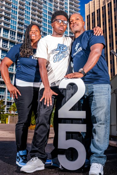 Â© Candid Memories By Ken Frazier