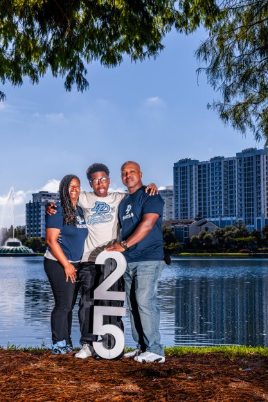 Â© Candid Memories By Ken Frazier