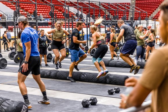 Â© Candid Memories By Ken Frazier