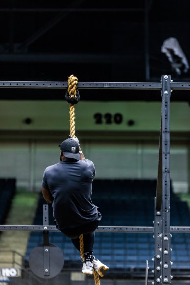 Â© Candid Memories By Ken Frazier