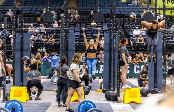 Â© Candid Memories By Ken Frazier