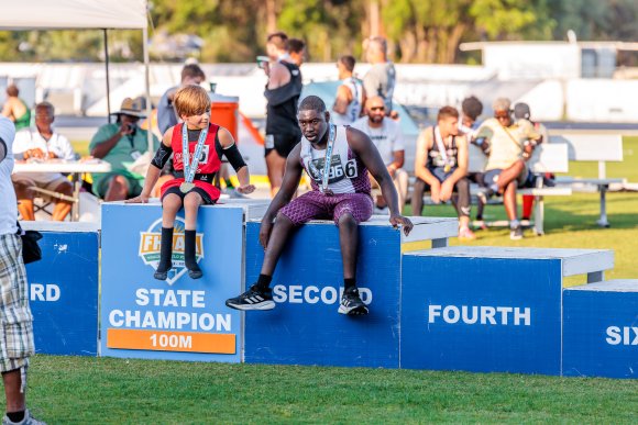 Â© Candid Memories By Ken Frazier