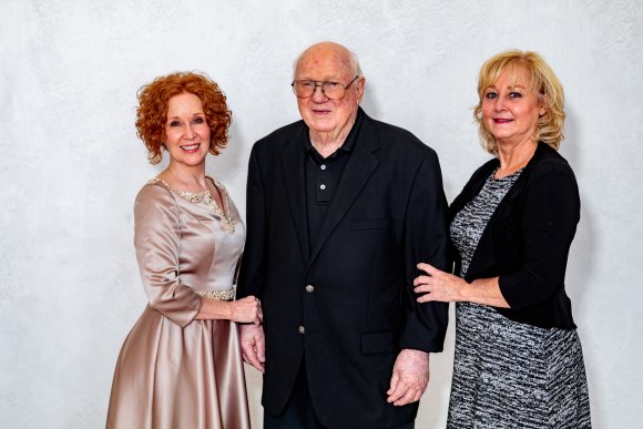 © Candid Memories By Ken Frazier