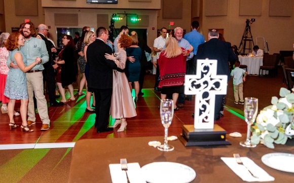 © Candid Memories By Ken Frazier