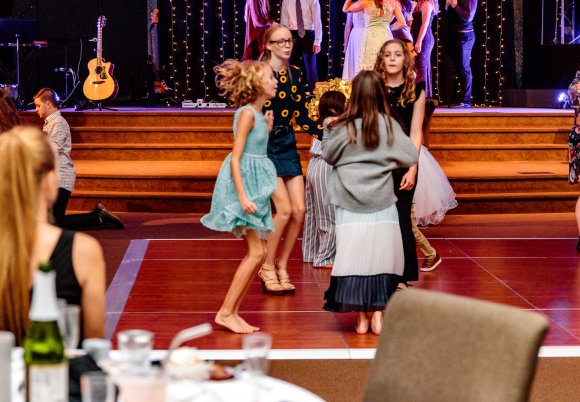 © Candid Memories By Ken Frazier