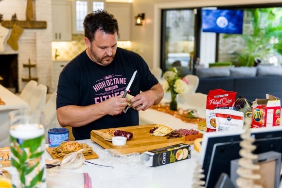 © Candid Memories By Ken Frazier