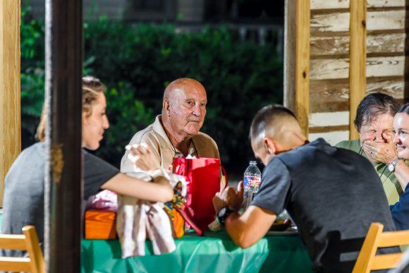 Â© Candid Memories By Ken Frazier