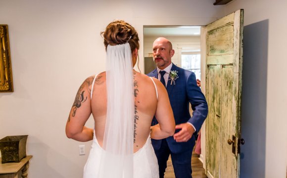 Â© Candid Memories By Ken Frazier