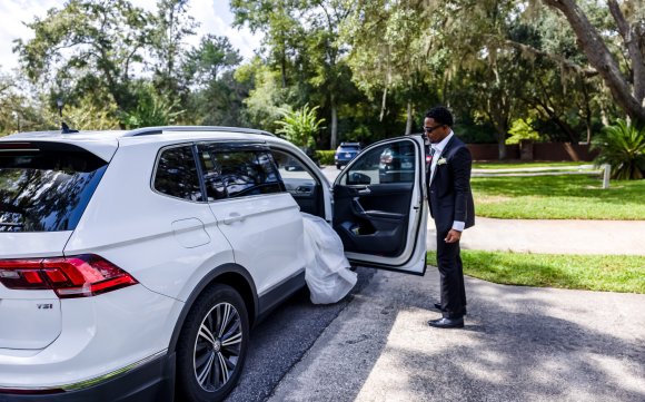 Â© Candid Memories By Ken Frazier