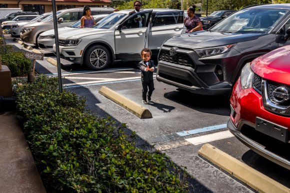 Â© Candid Memories By Ken Frazier