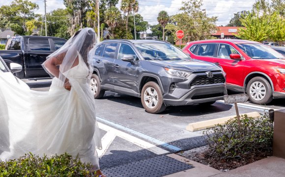 Â© Candid Memories By Ken Frazier