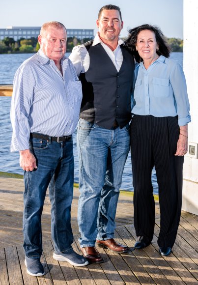 Â© Candid Memories By Ken Frazier