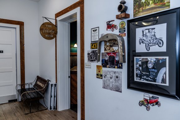 Â© Candid Memories By Ken Frazier