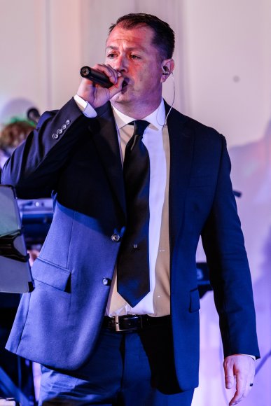 Â© Candid Memories By Ken Frazier